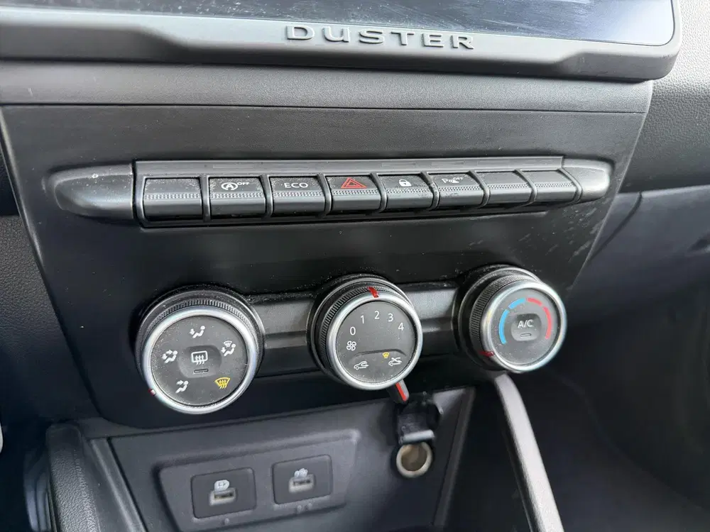 Dacia Duster 1.0 TCe Bi-Fuel Comfort 100PK uit 2022, foto 12