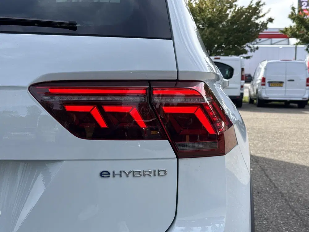 Volkswagen Tiguan 1.4 TSI eHybrid R-Line Business uit 2024, foto 10