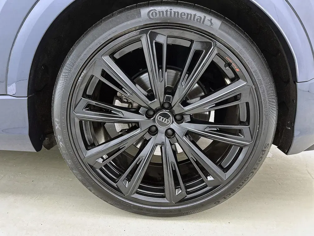 Audi Q8 55 TFSI e quattro Pro Line S 394 PK uit 2025, foto 6