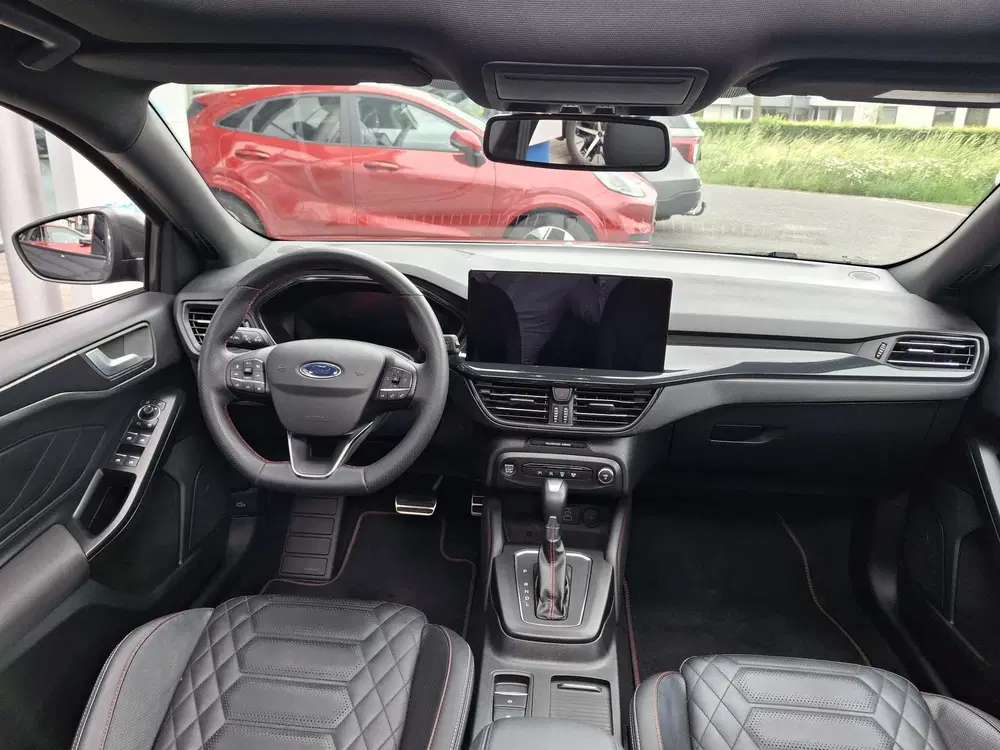 Ford Focus 1.0 EcoBoost Hybrid ST Line X uit 2024, foto 12