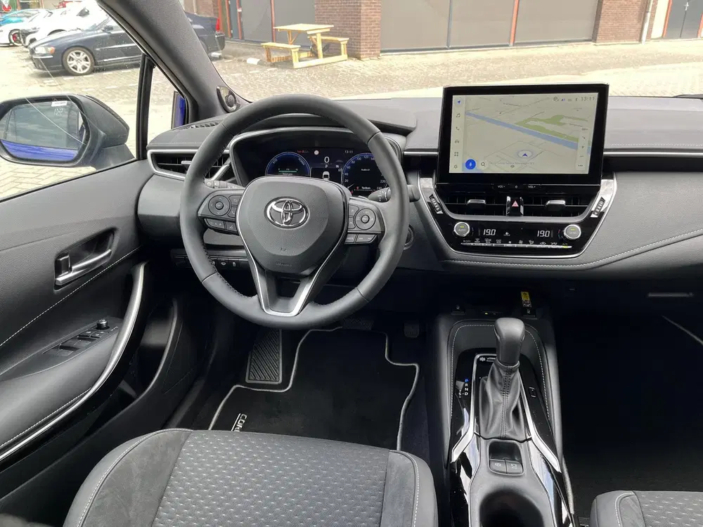Toyota Corolla Hybrid 180 Executive uit 2026, foto 4