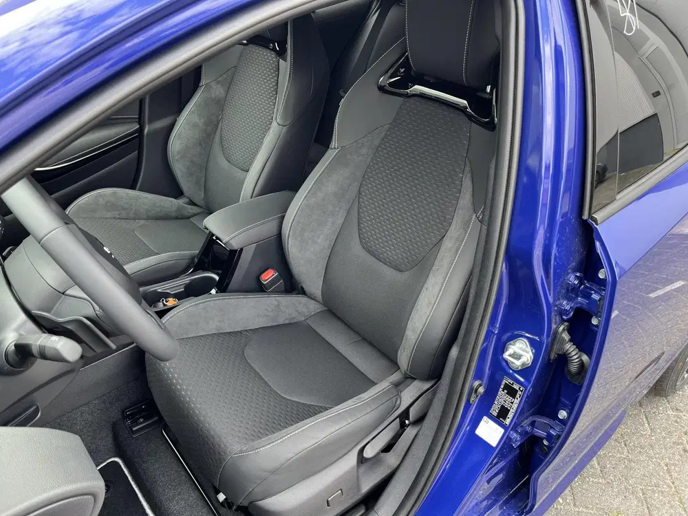 Toyota Corolla Hybrid 180 Executive uit 2026, foto 6