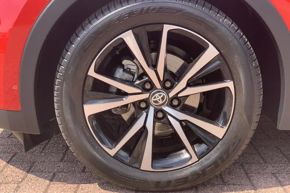 Toyota C-HR 1.8 Hybrid 140 Dynamic uit 2025, foto 6