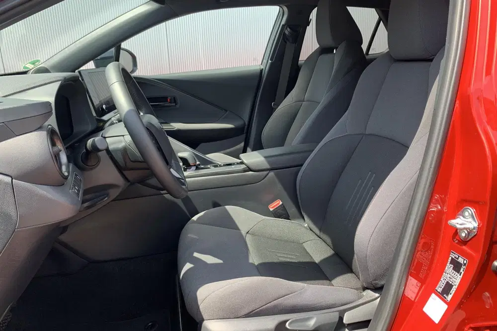 Toyota C-HR 1.8 Hybrid 140 Dynamic uit 2025, foto 7