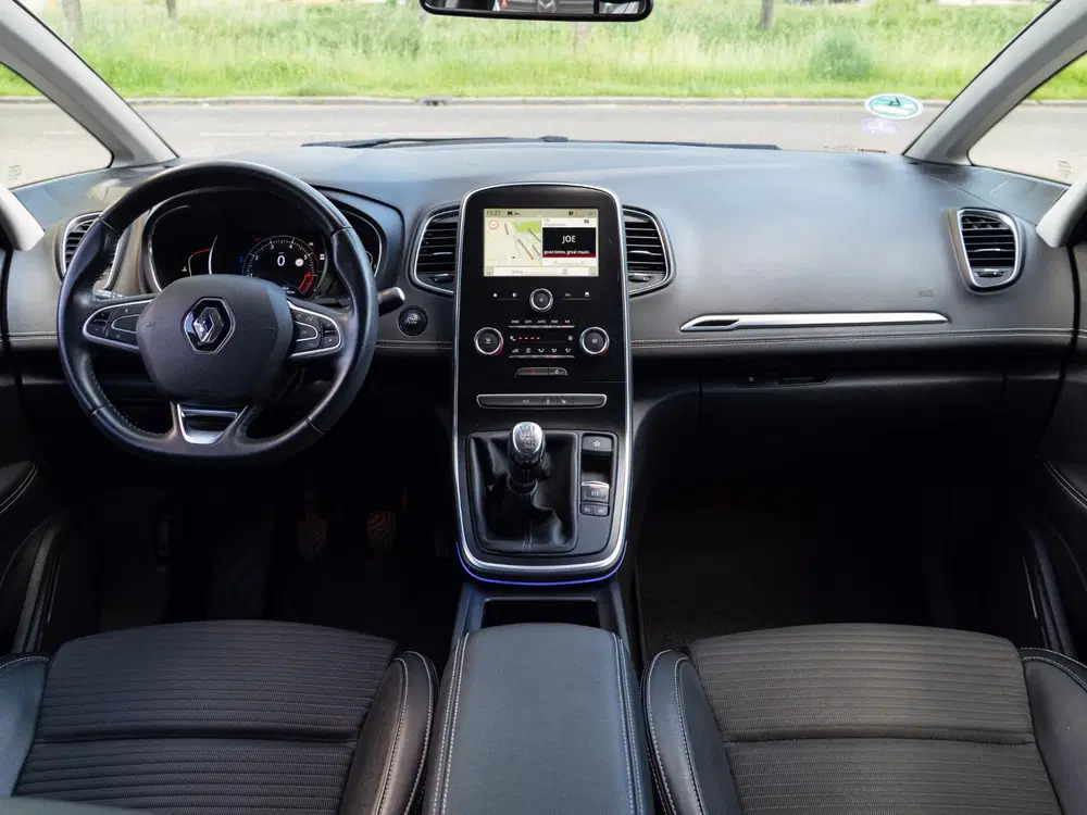 Renault Scenic Scénic 1.3 TCe Intens uit 2019, foto 2