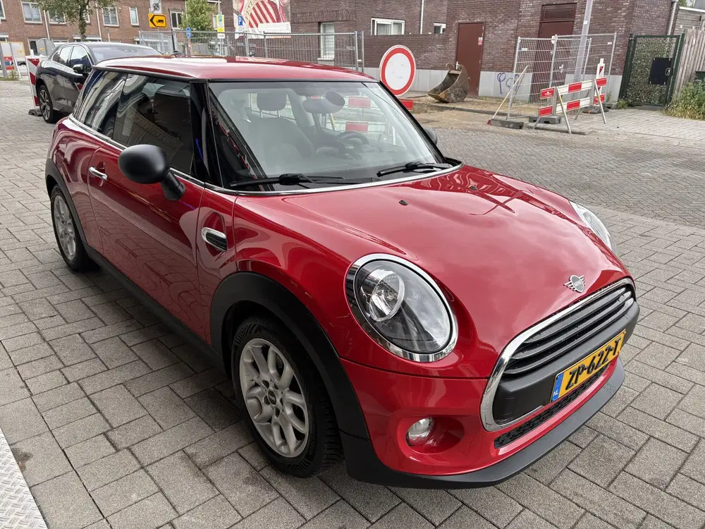 Mini One 1.5 One First NL AUTO uit 2019, foto 6