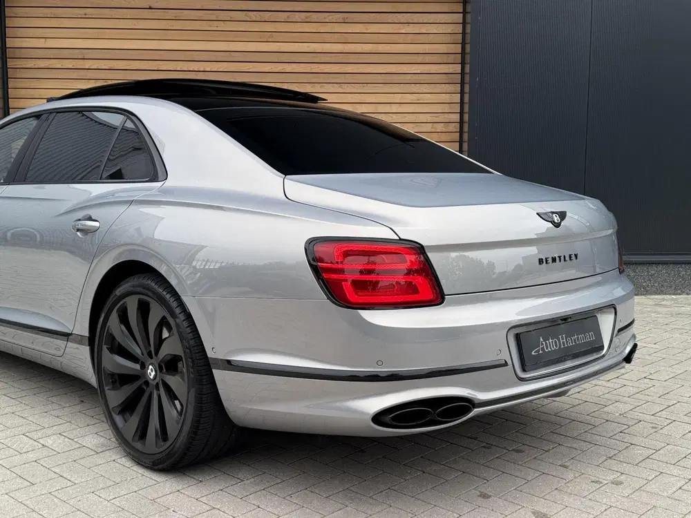 Bentley Flying Spur 4.0 V8 First Edition 4W-Besturing uit 2021, foto 6