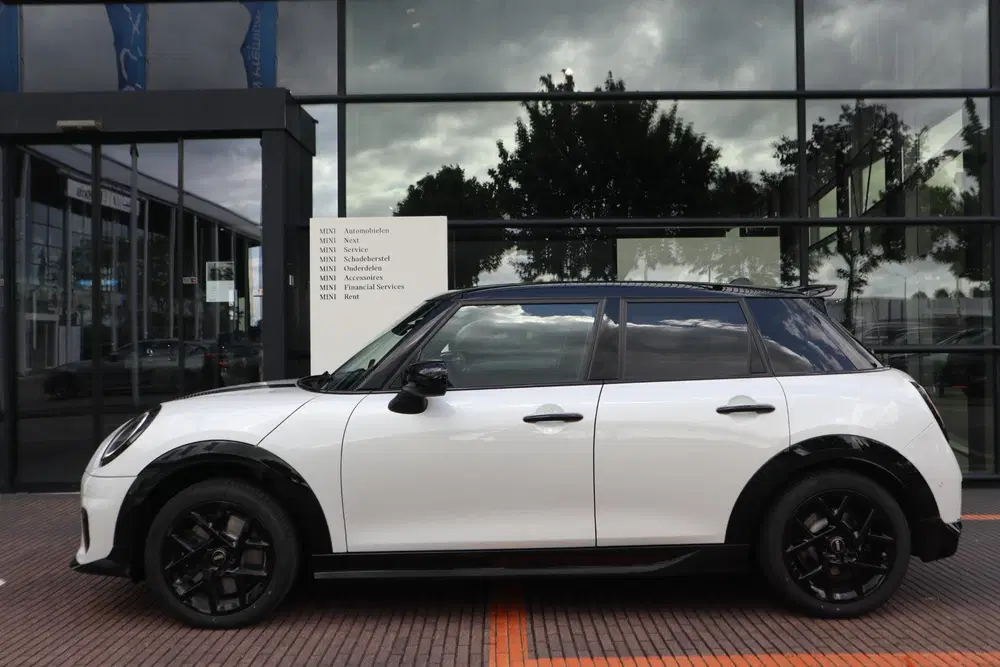 Mini John Cooper Works C John Cooper Works M uit 2026, foto 3