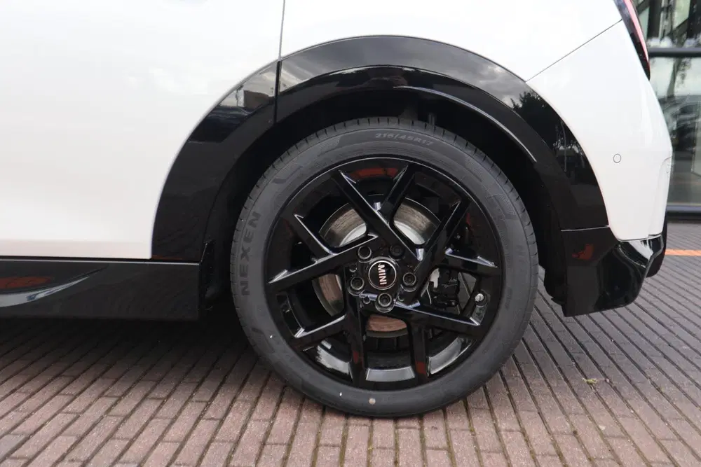 Mini John Cooper Works C John Cooper Works M uit 2026, foto 6