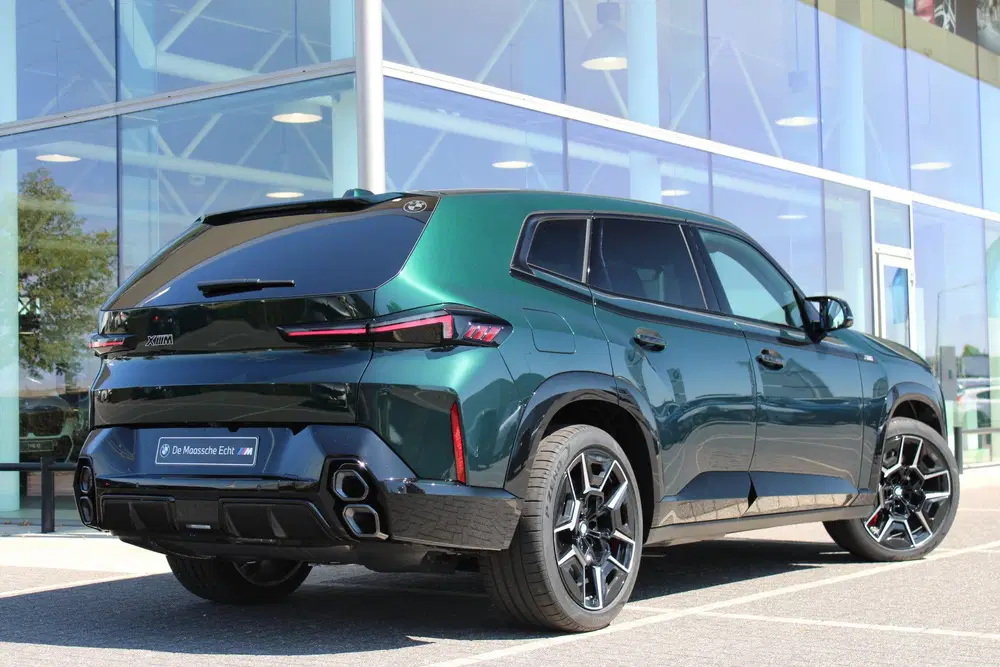 BMW XM PHEV 50e uit 2026, foto 2