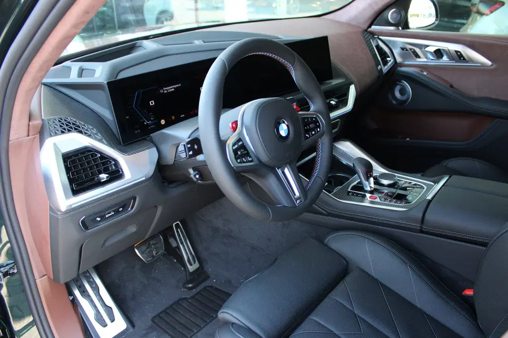 BMW XM PHEV 50e uit 2026, foto 3