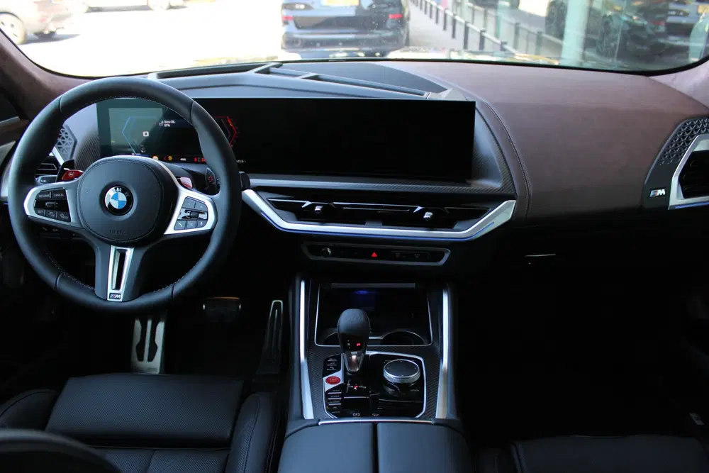 BMW XM PHEV 50e uit 2026, foto 9