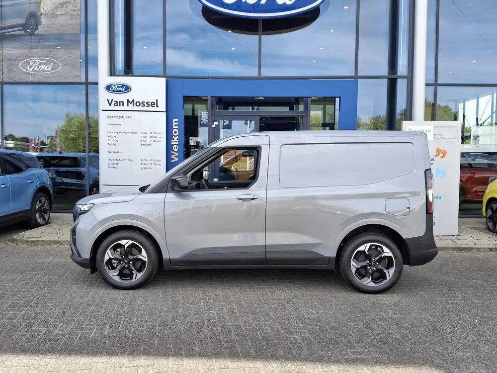 Ford Transit Courier Limited uit 2026, foto 3