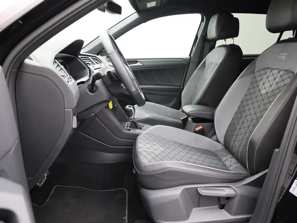 Volkswagen Tiguan 1.5 TSI R-Line Business uit 2023, foto 7