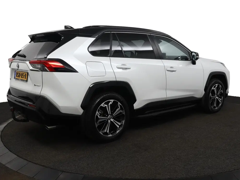 Toyota RAV 4 2.5 Plug-in Hybrid AWD Bi-Tone Plus uit 2025, foto 2