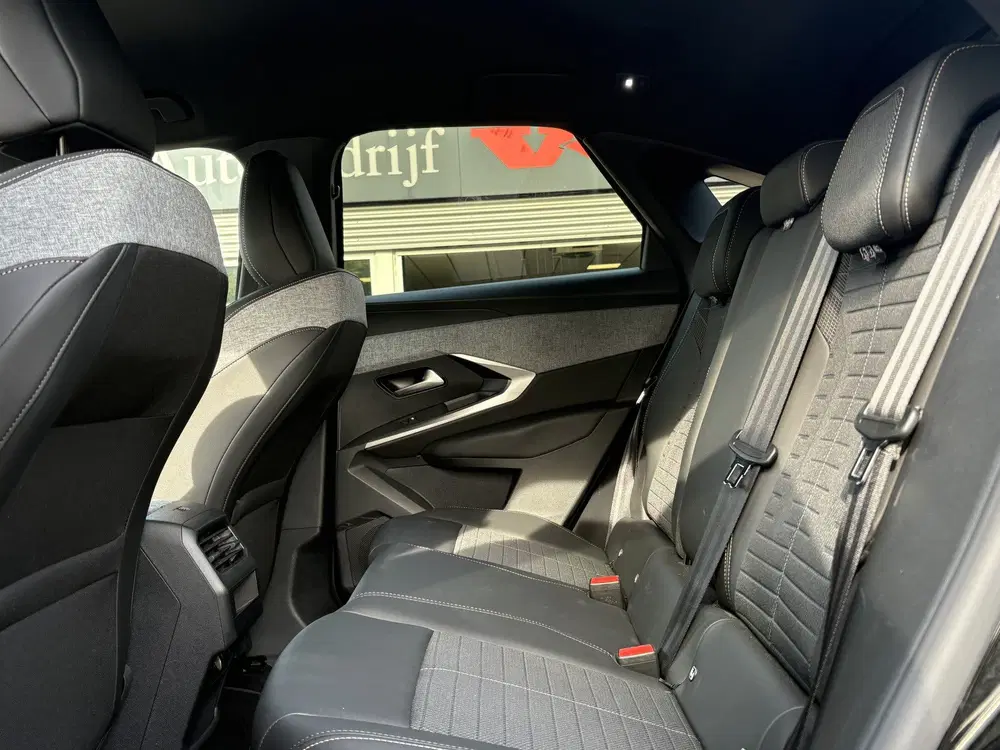 Peugeot 3008 1.2 Hybrid 136 Allure uit 2025, foto 10
