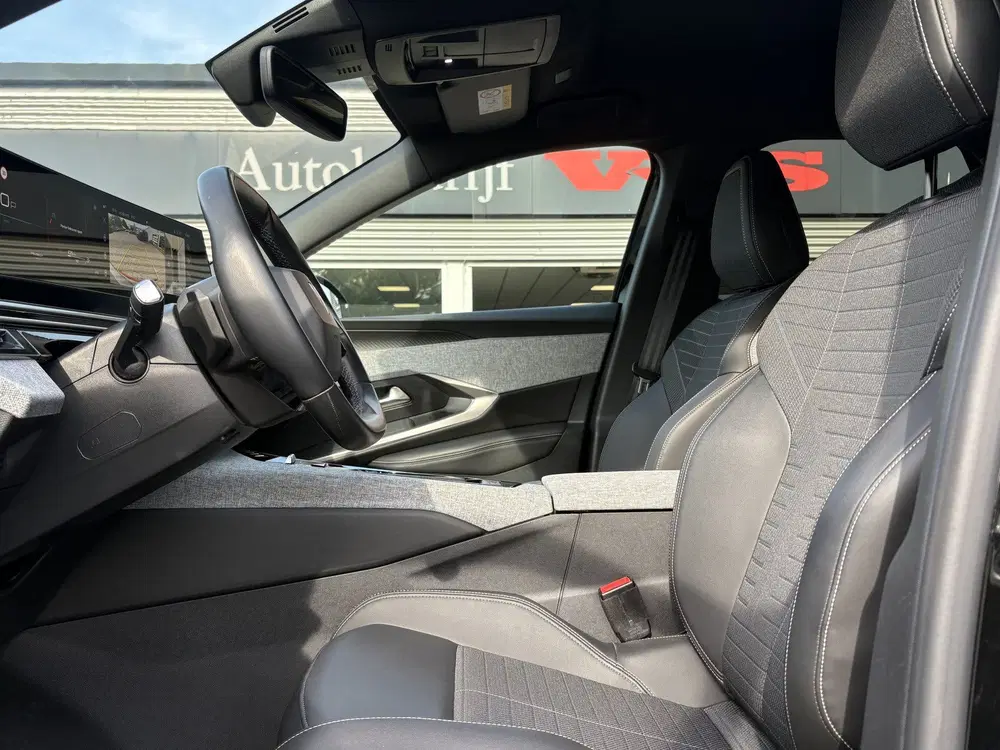 Peugeot 3008 1.2 Hybrid 136 Allure uit 2025, foto 4
