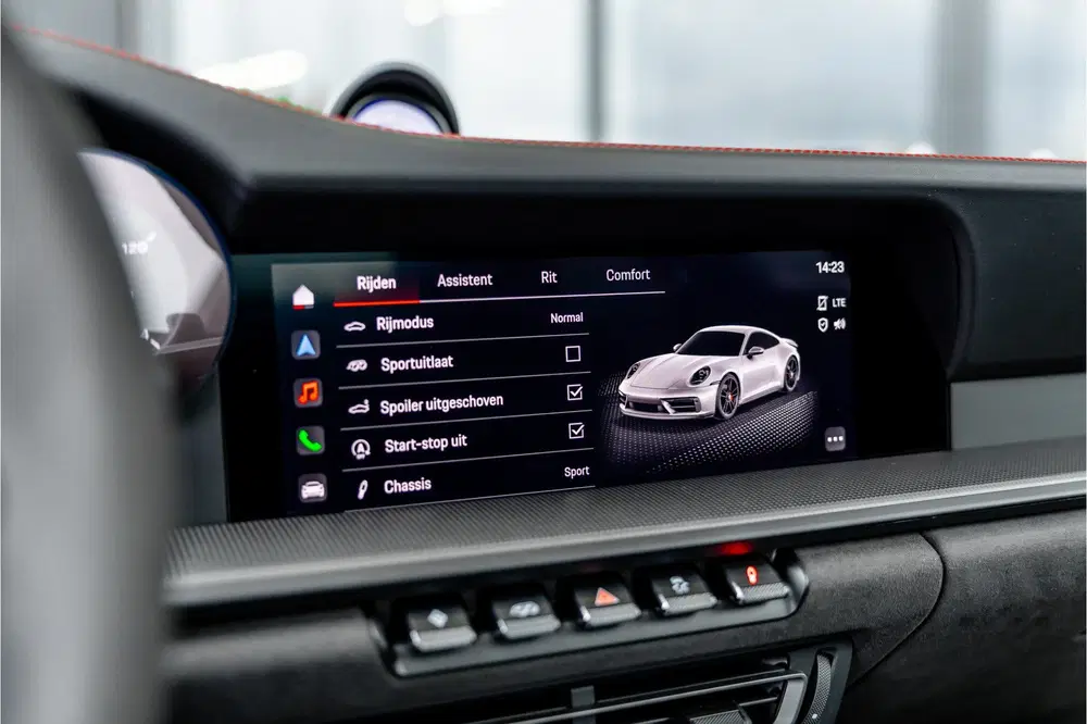 Porsche 911 3.0 Carrera 4 GTS uit 2023, foto 15