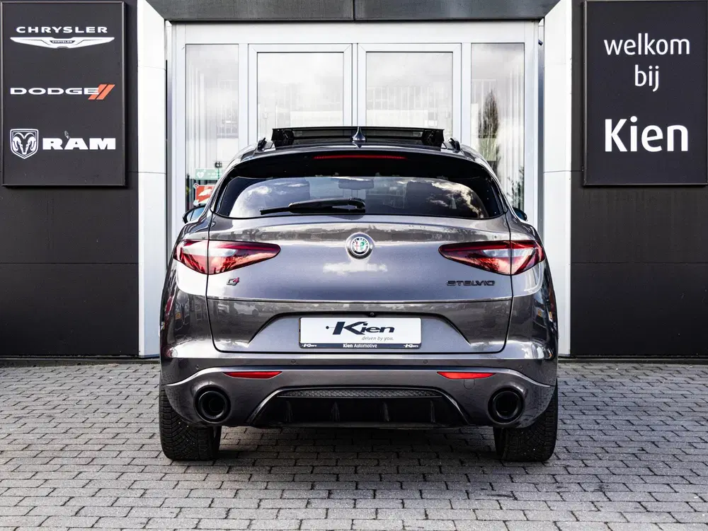 Alfa Romeo Stelvio 2.0 T AWD Veloce Q4 uit 2019, foto 5