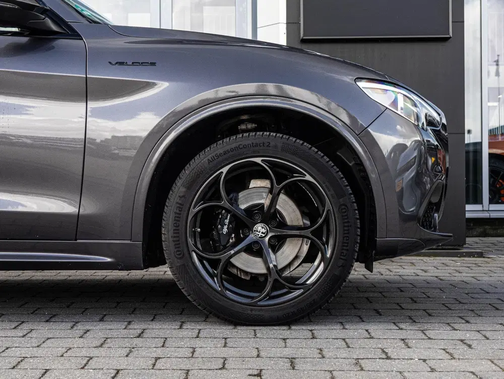 Alfa Romeo Stelvio 2.0 T AWD Veloce Q4 uit 2019, foto 6