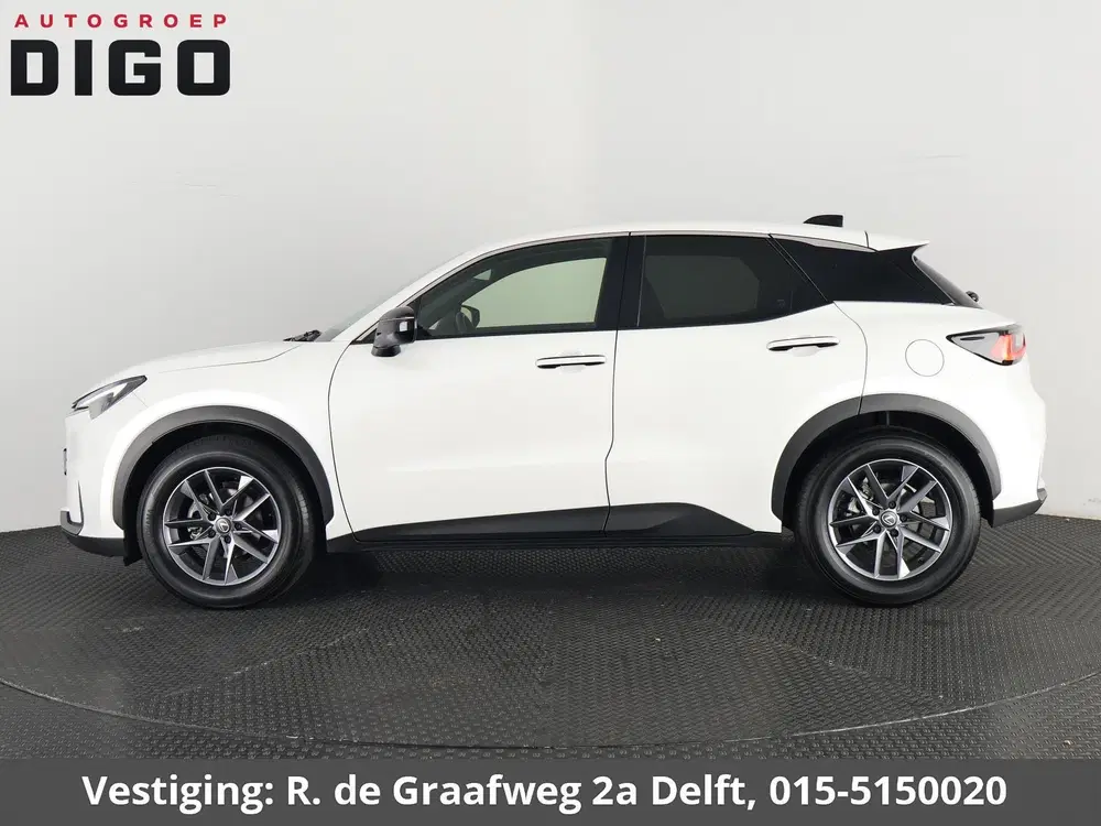Lexus LBX 1.5 Business Line 2WD uit 2026, foto 4