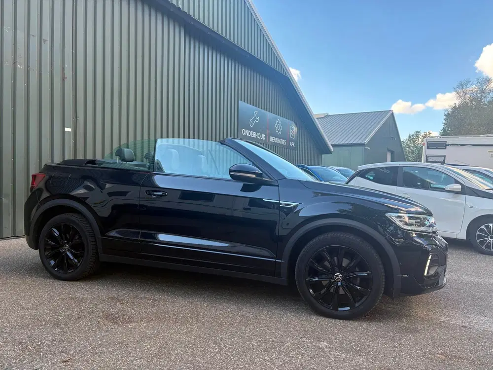 Volkswagen T-Roc 1.5 TSI R-Line uit 2023, foto 2