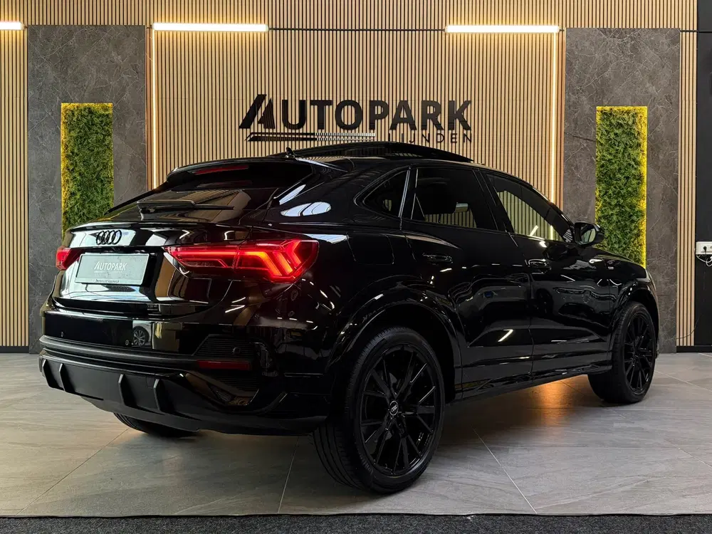 Audi Q3 45 TFSI e S Edition 3X S-LINE uit 2021, foto 6