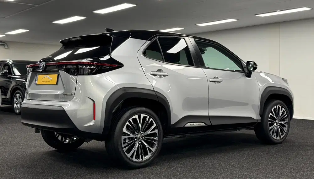 Toyota Yaris Cross 1.5 Hybrid Executive AWD*Panodak*Navi*Cam uit 2022, foto 10
