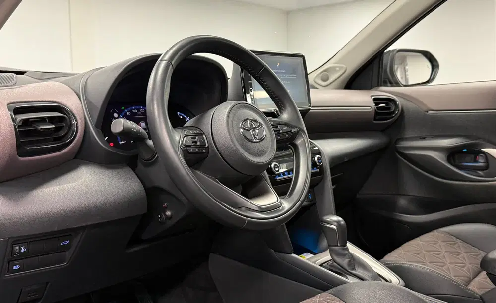 Toyota Yaris Cross 1.5 Hybrid Executive AWD*Panodak*Navi*Cam uit 2022, foto 5