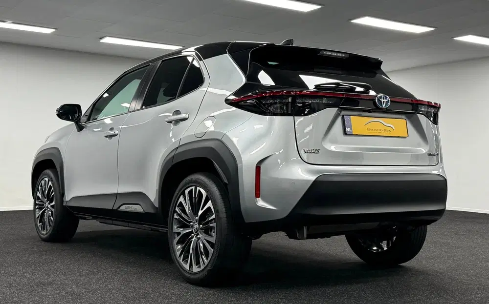 Toyota Yaris Cross 1.5 Hybrid Executive AWD*Panodak*Navi*Cam uit 2022, foto 7