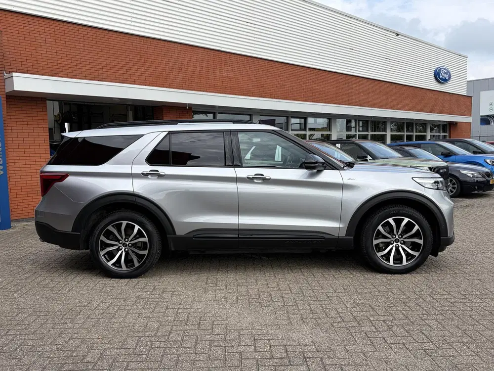 Ford Explorer 3.0 V6 EcoBoost PHEV ST-Line uit 2021, foto 9