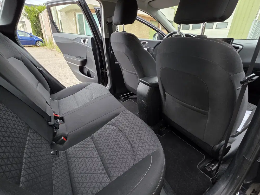 Kia Ceed 1.0 T-GDi uit 2021, foto 13