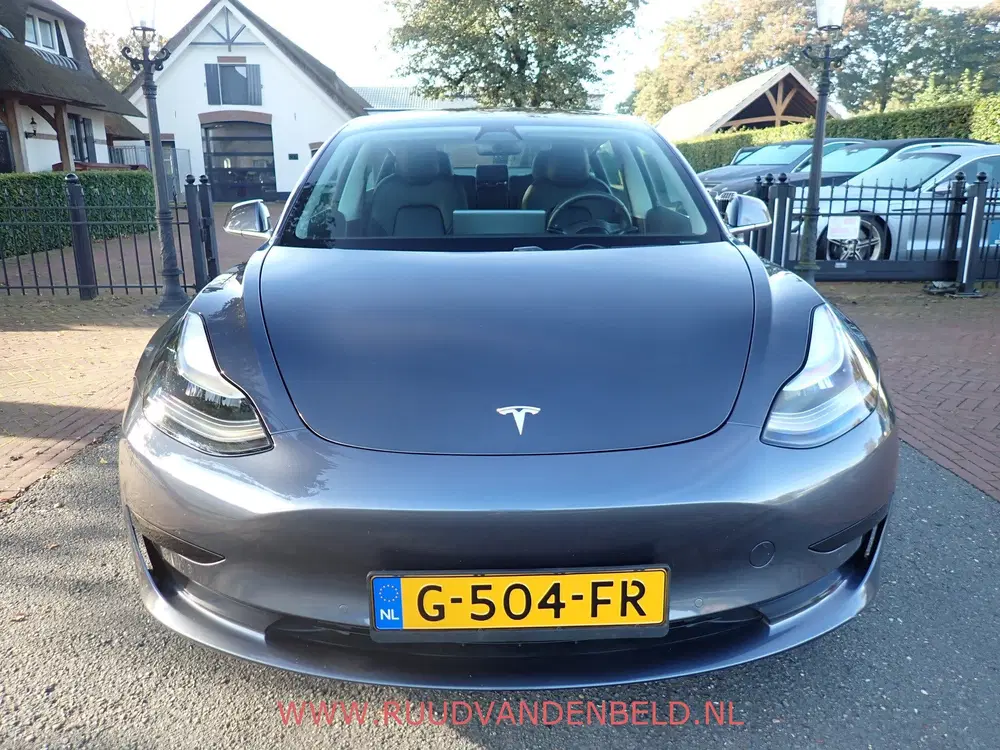 Tesla Model 3 SR+ RWD 60 kWh SOH 86% uit 2019, foto 2
