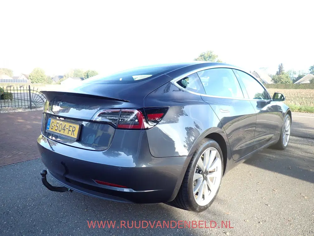 Tesla Model 3 SR+ RWD 60 kWh SOH 86% uit 2019, foto 4