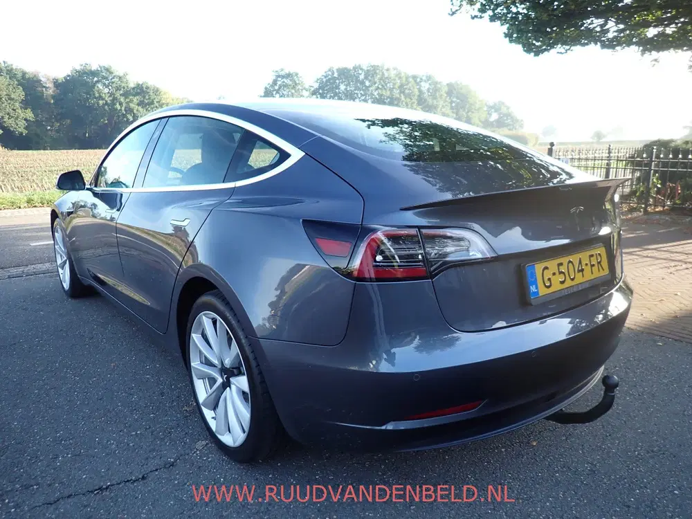 Tesla Model 3 SR+ RWD 60 kWh SOH 86% uit 2019, foto 5