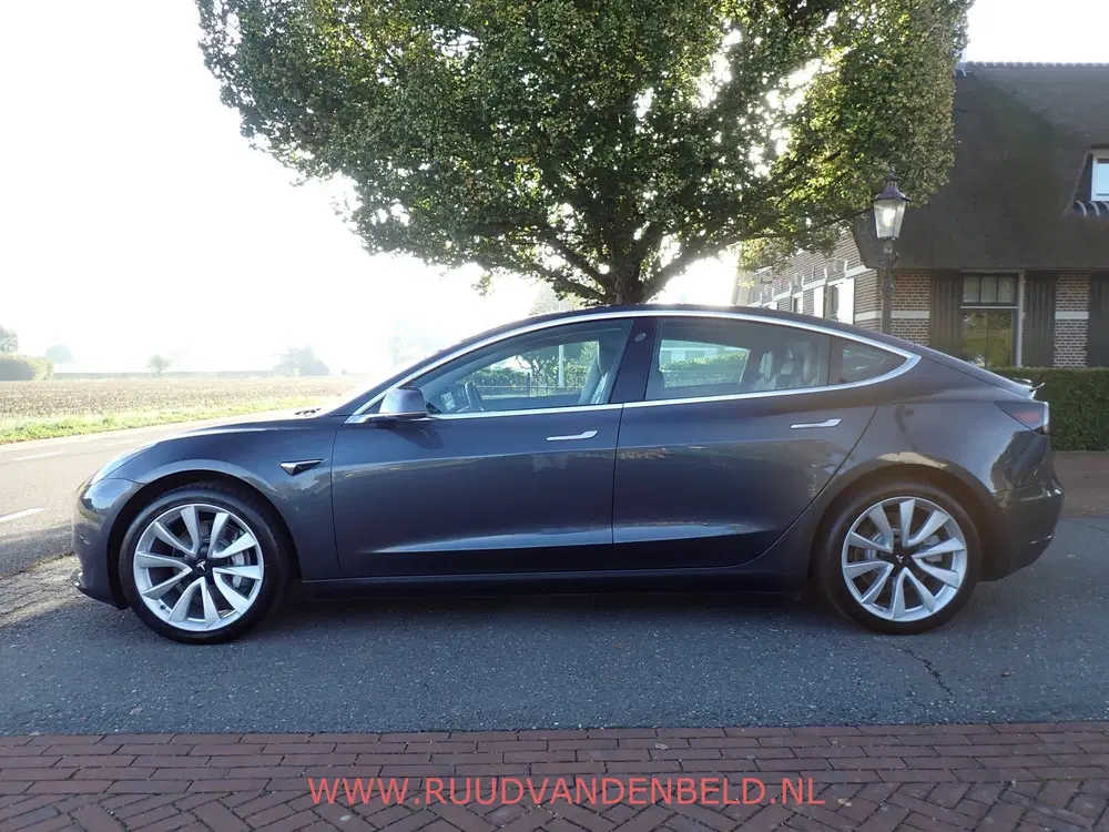 Tesla Model 3 SR+ RWD 60 kWh SOH 86% uit 2019, foto 6
