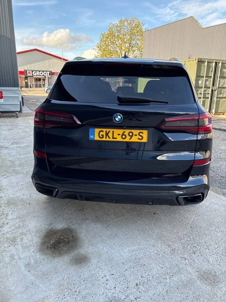BMW X5 BMW X5 xDrive45e 394 pk High Executive M-S uit 2022, foto 7