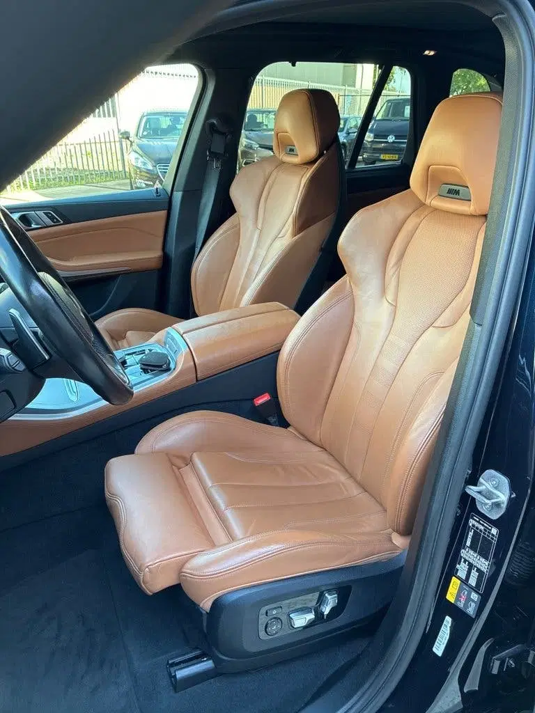 BMW X5 BMW X5 xDrive45e 394 pk High Executive M-S uit 2022, foto 9
