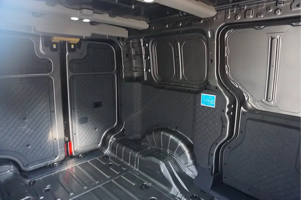 Kia PV5 L2H1 Elite Cargo Executive 71.2 kWh Navi uit 2026, foto 8