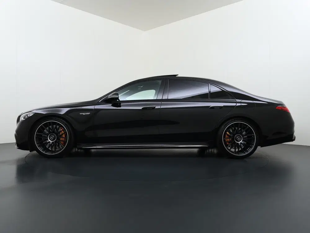Mercedes-Benz S-Klasse AMG 63 S E Performance uit 2025, foto 3