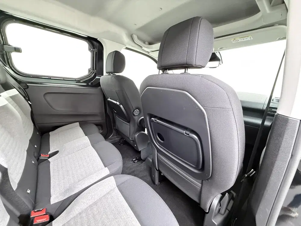 Citroën Berlingo Citroen ë-Berlingo Feel L1 50 kWh Carplay uit 2025, foto 13