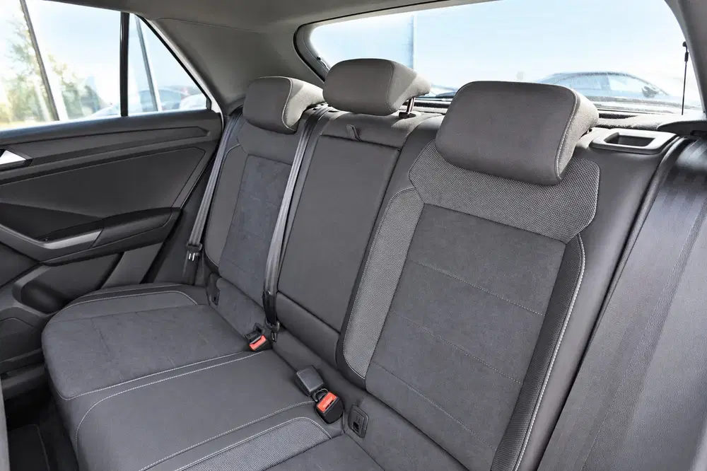 Volkswagen T-Roc 1.5 TSI R-Line PANO IQ.LIGHT KEYLESS VOL uit 2022, foto 10