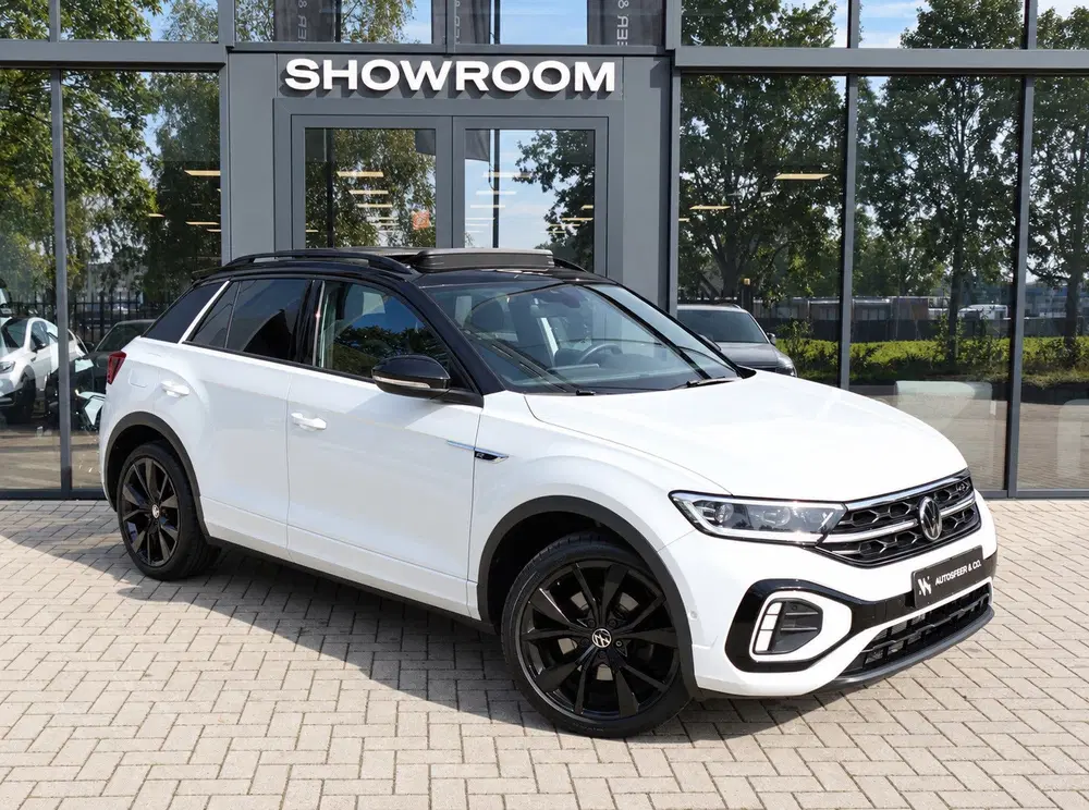 Volkswagen T-Roc 1.5 TSI R-Line PANO IQ.LIGHT KEYLESS VOL uit 2022, foto 3