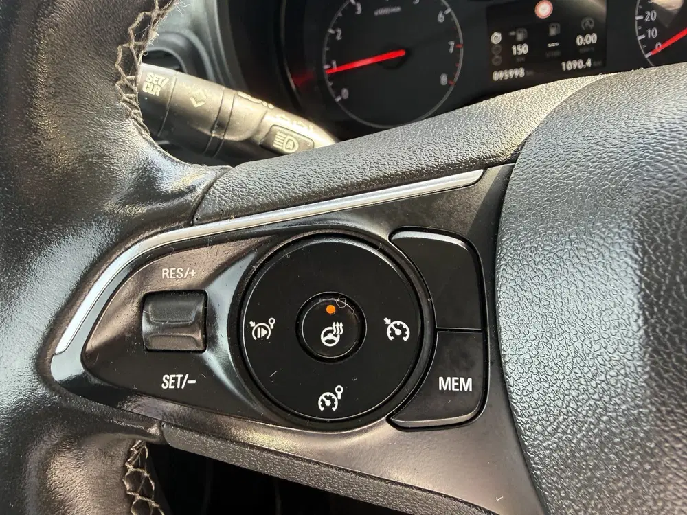 Opel Combo 1.5D L1H1 Edition Navigatie uit 2019, foto 13