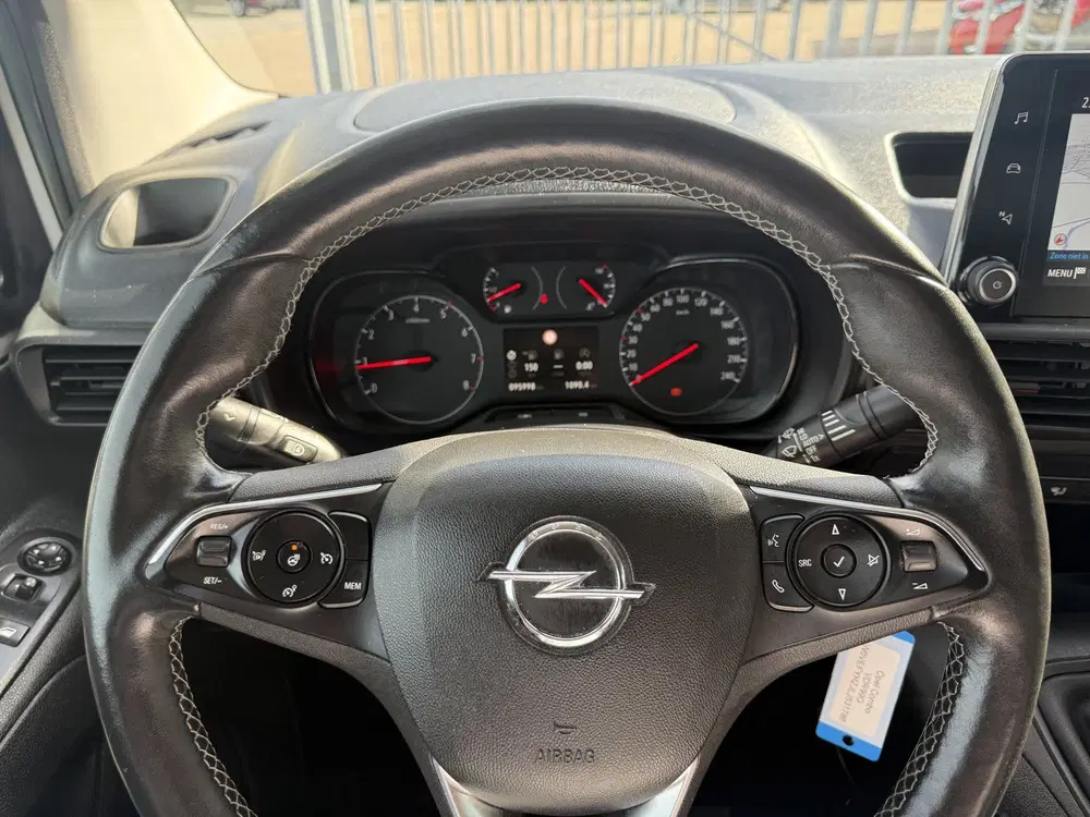 Opel Combo 1.5D L1H1 Edition Navigatie uit 2019, foto 14
