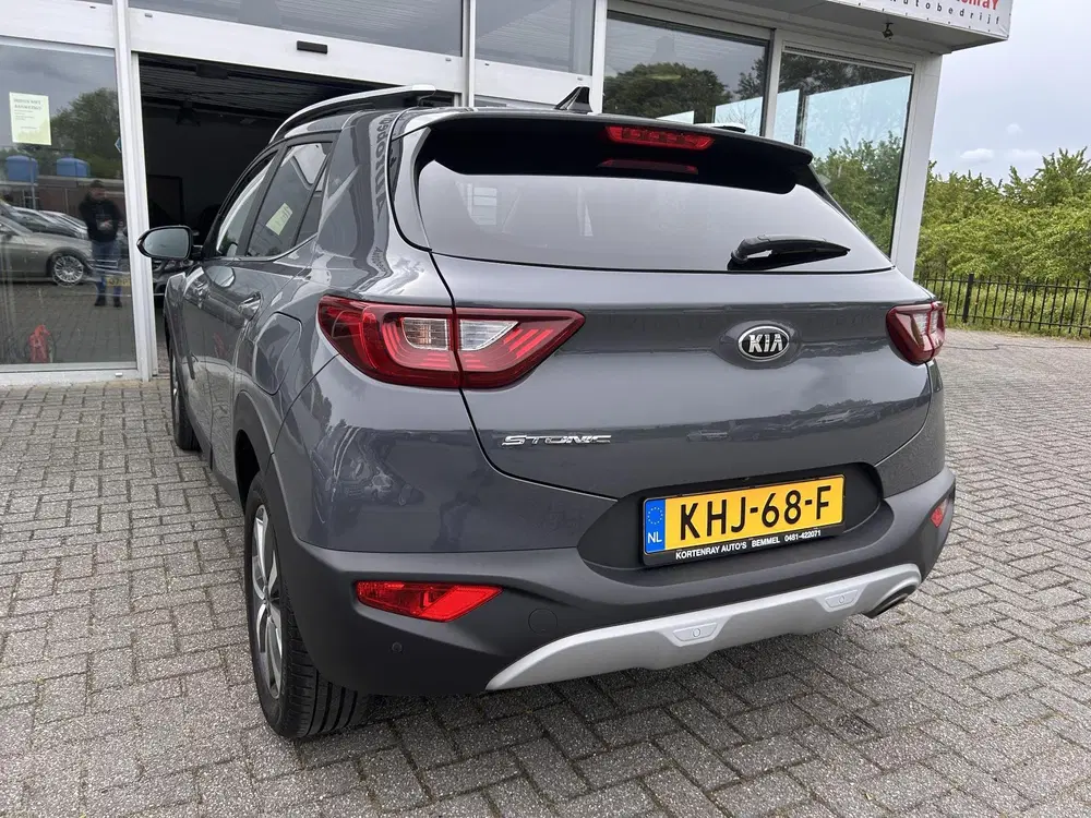 Kia Stonic 1.0 T-GDi MHEV ComfortLine navigatie uit 2021, foto 12