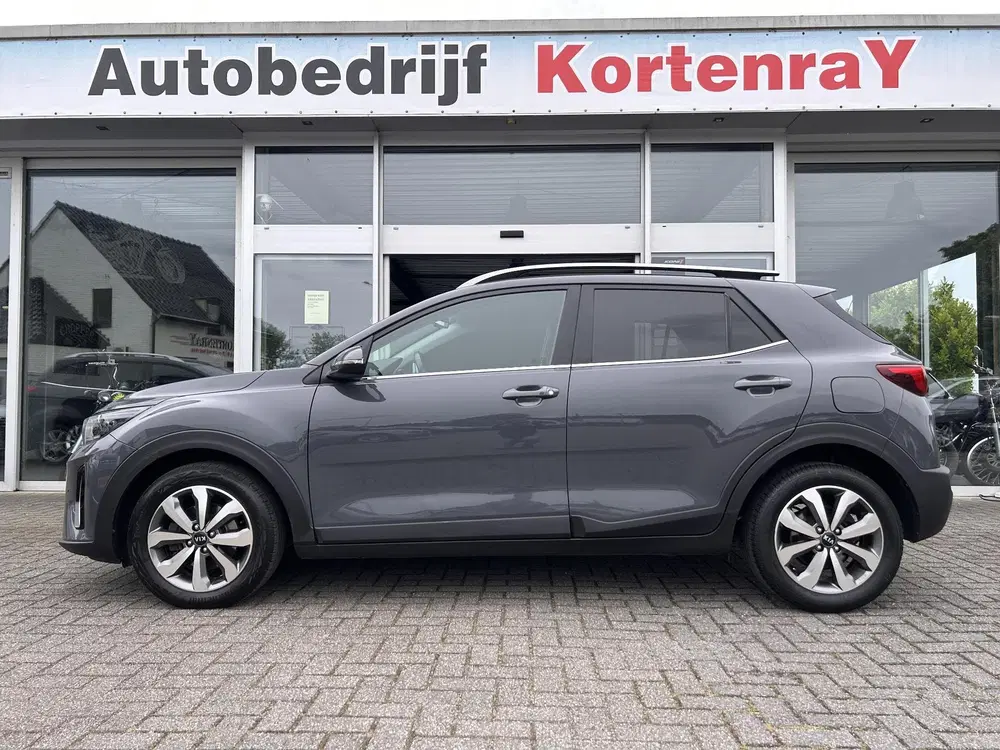 Kia Stonic 1.0 T-GDi MHEV ComfortLine navigatie uit 2021, foto 9