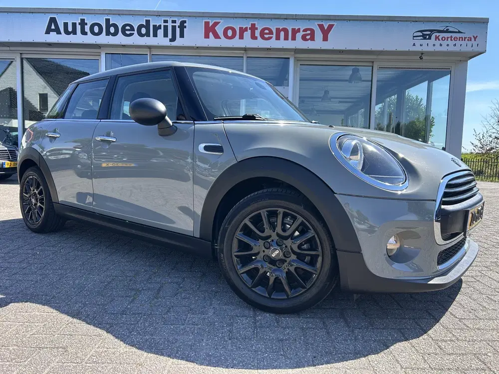 Mini One 1.5 One Business Edition CarPlay uit 2019, foto 4