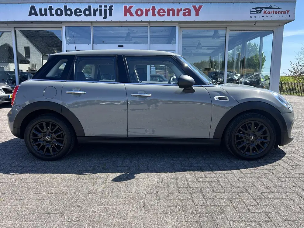 Mini One 1.5 One Business Edition CarPlay uit 2019, foto 5