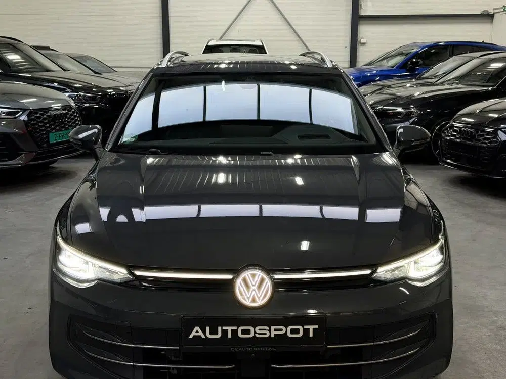 Volkswagen Golf 1.5 eTSI Style 150Pk Pano 360 Camera uit 2024, foto 4
